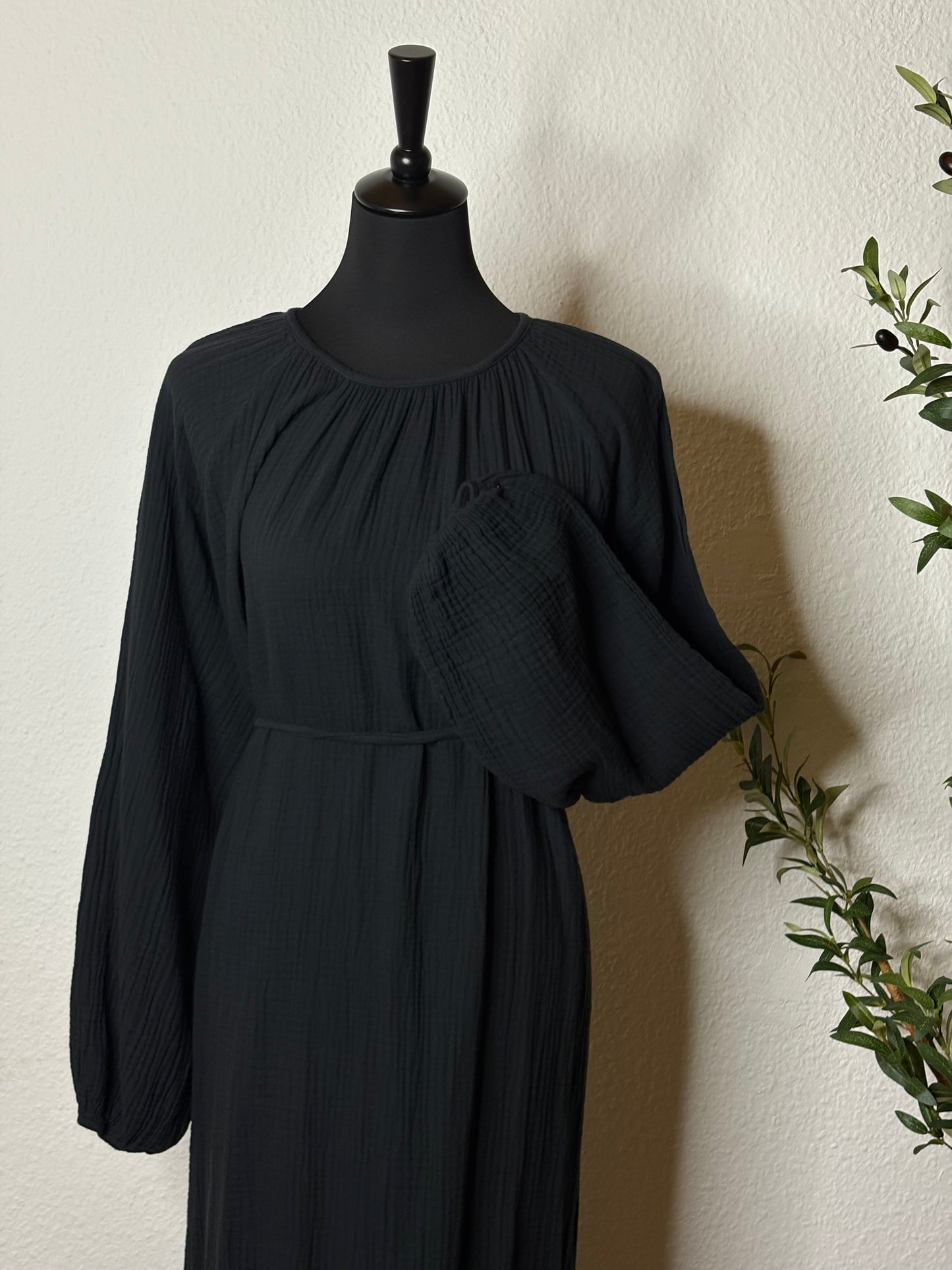Huda Dress
