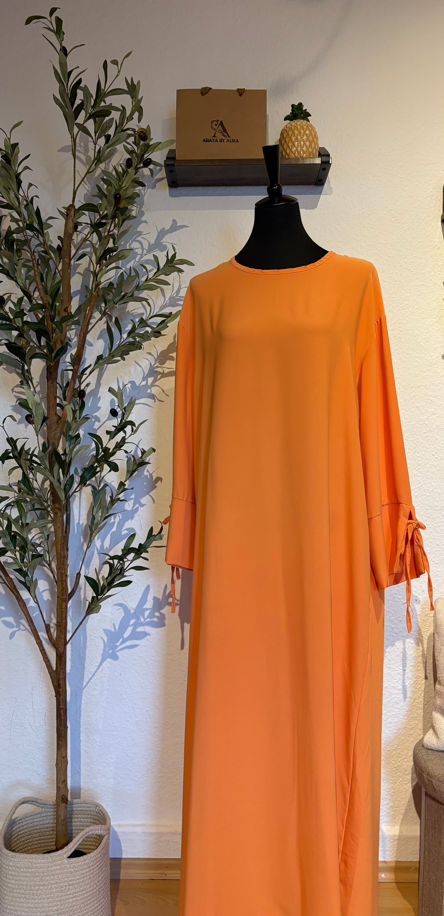 DAILY ORANGE 🧡