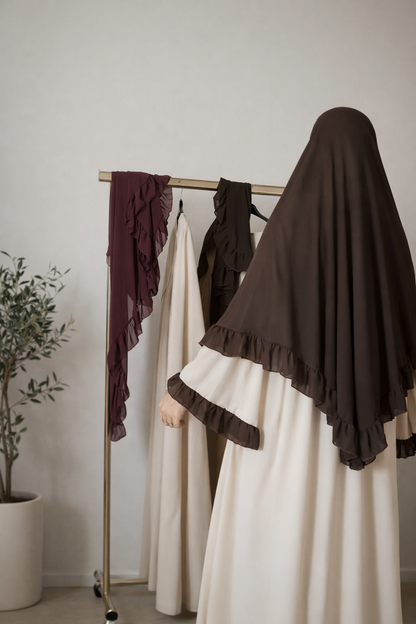 Aura - Khimar und Abaya