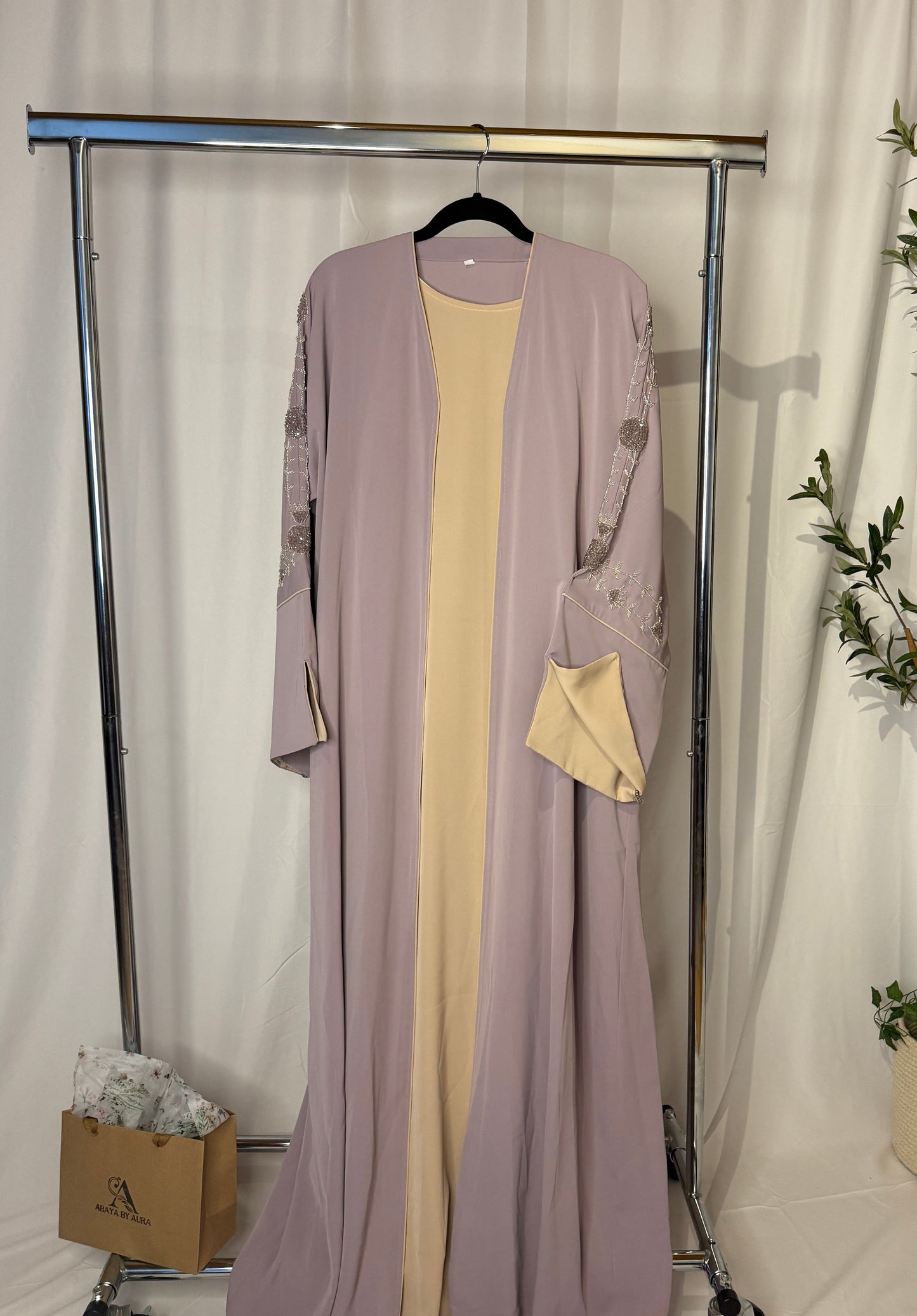 Abaya Velvet Rose