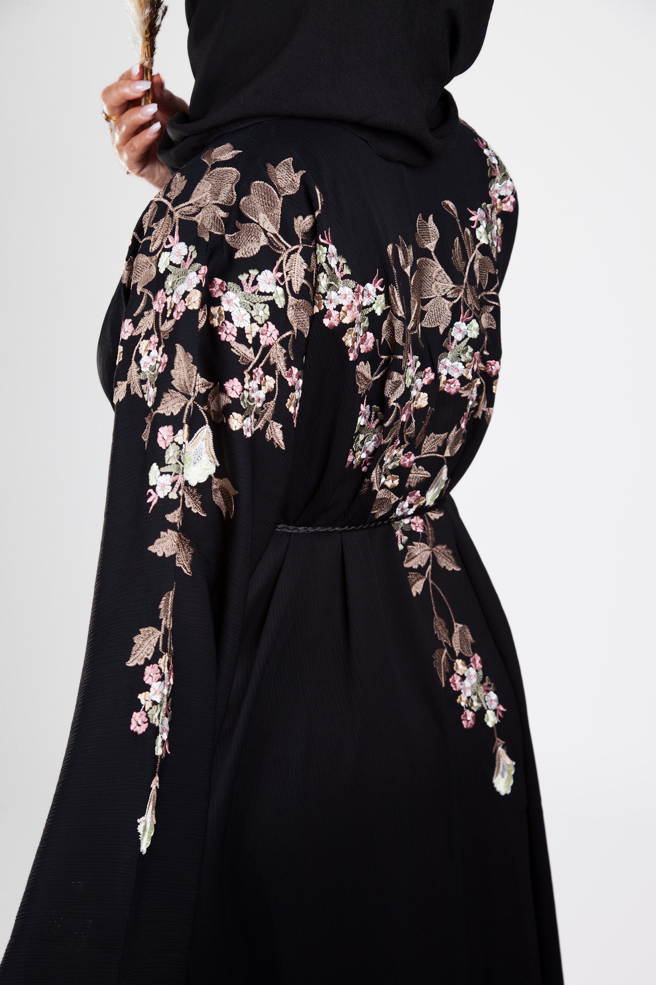 Abaya Asouad