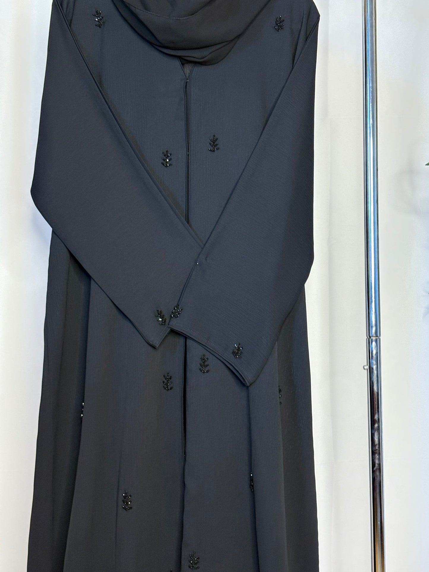 Abaya Neyla